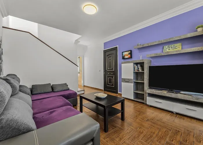 Semesterbostad Casa Carola